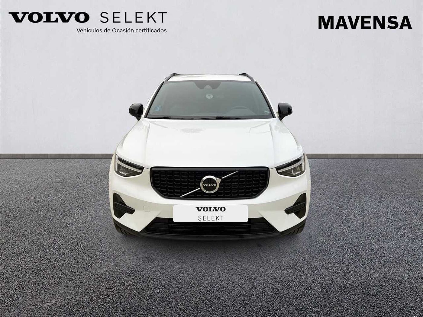 Volvo  XC40 Recharge Plus, T4 plug-in hybrid, Eléctrico/Gasolina, Dark