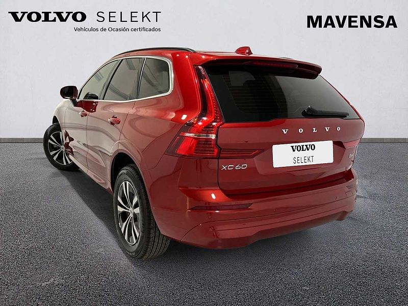 Volvo  XC60 Momentum Pro, B4 AWD mild hybrid (diésel)