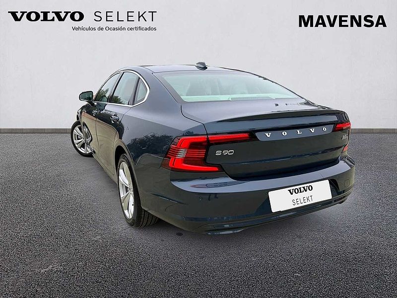 Volvo  S90 Momentum Pro, B5 AWD mild hybrid (diésel)