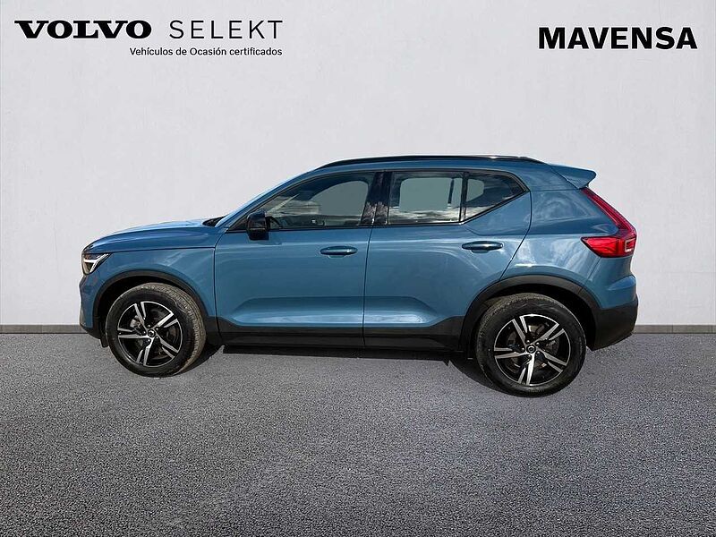 Volvo  XC40 Plus, B3 mild hybrid, Gasolina, Dark